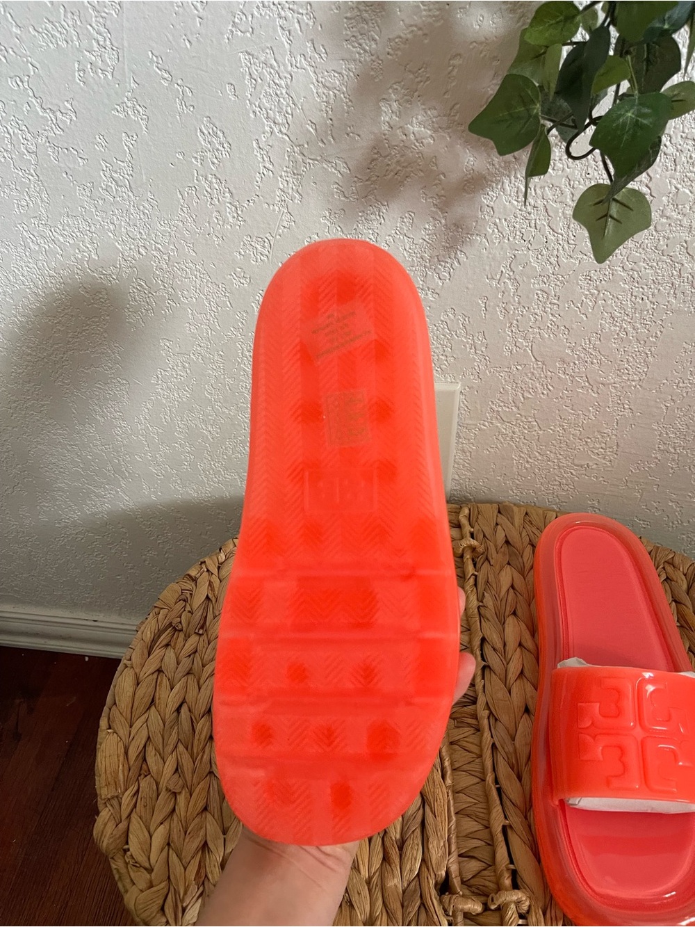 Orange Jelly Slide Sandals - Tory Burch - Picture 4 of 12